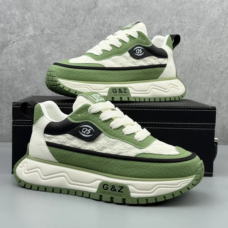 2026 Ultra-Light Soft-Soled Outdoor Casual Shoes Comfortable Running Hiking Traveling Climbing Shoes for Youth Breathable Sporty