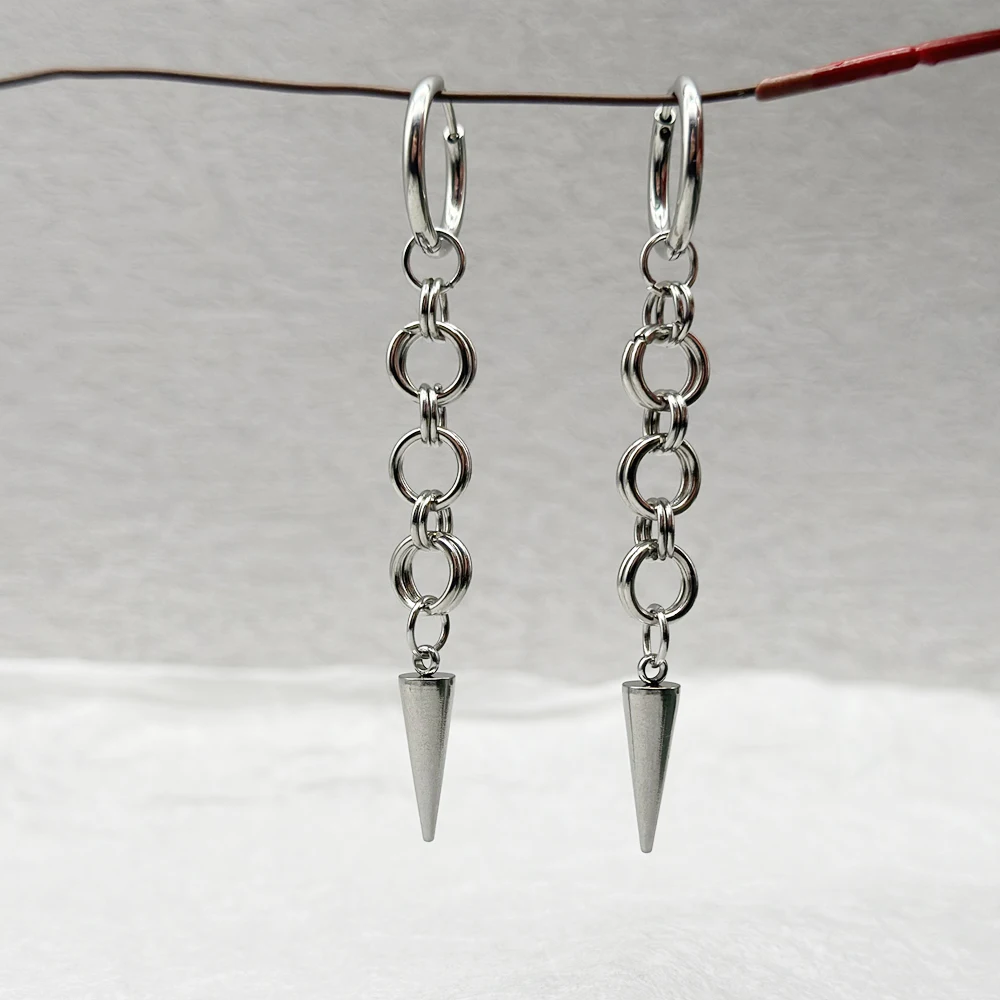 Pendientes de aro con punta de cota de muelle alternativos góticos Punk hechos a mano, pendientes colgantes con remaches de estilo bizantino de acero inoxidable, regalos