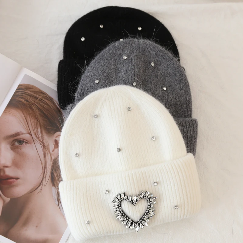 Luxury Shiny Love Diamond Knitted Hats Angora Rabbit Fur Winter Hat Women Fluffy Warm Beanies Designer Plush Thick Skullies Caps