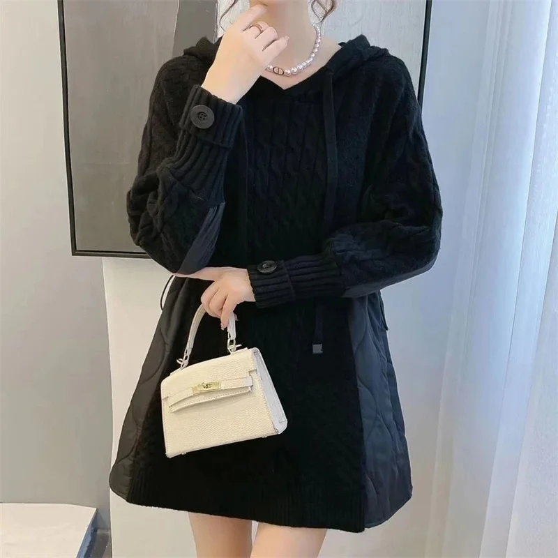 Mit Kapuze Schwerindustrie Herbst/Winter 2025, neue koreanische Ausgabe, lose einfarbige gestrickte Basis-Oberbekleidung, Spleißen, trendige Pendler-WF