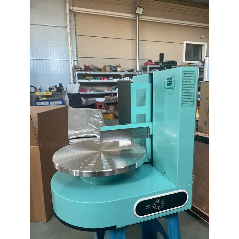 操作が簡単な製菓機器 小型ケーキマシン 優れた品質の電動クリームマシン アイシングマシン ケーキ塗布機