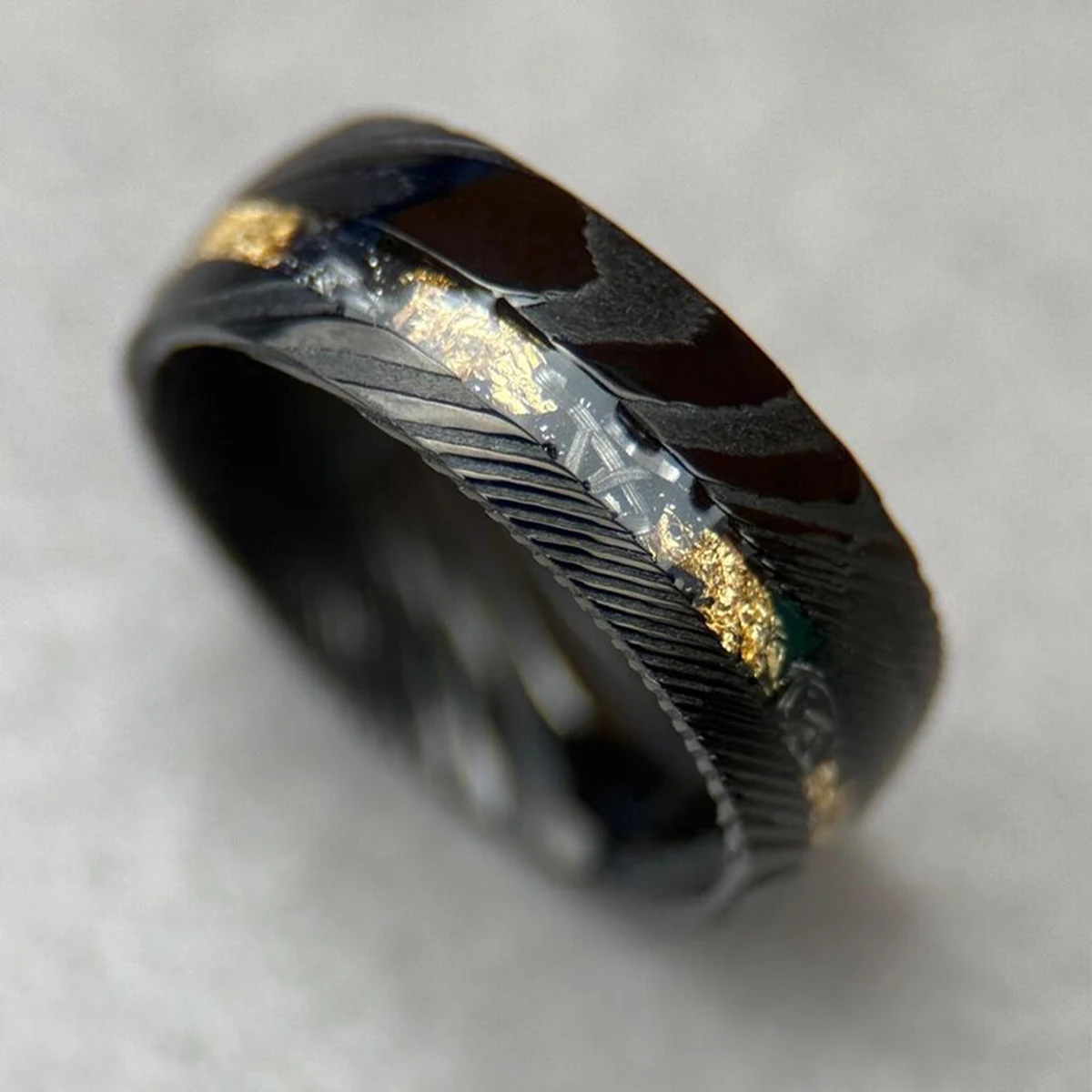 8MM Schwarzer Damaszener Ring für Herren Anillos Bague Homme Verlobungsring Mode-Schmuck Eheringe Paar-Verlobungsringe – Detail 5