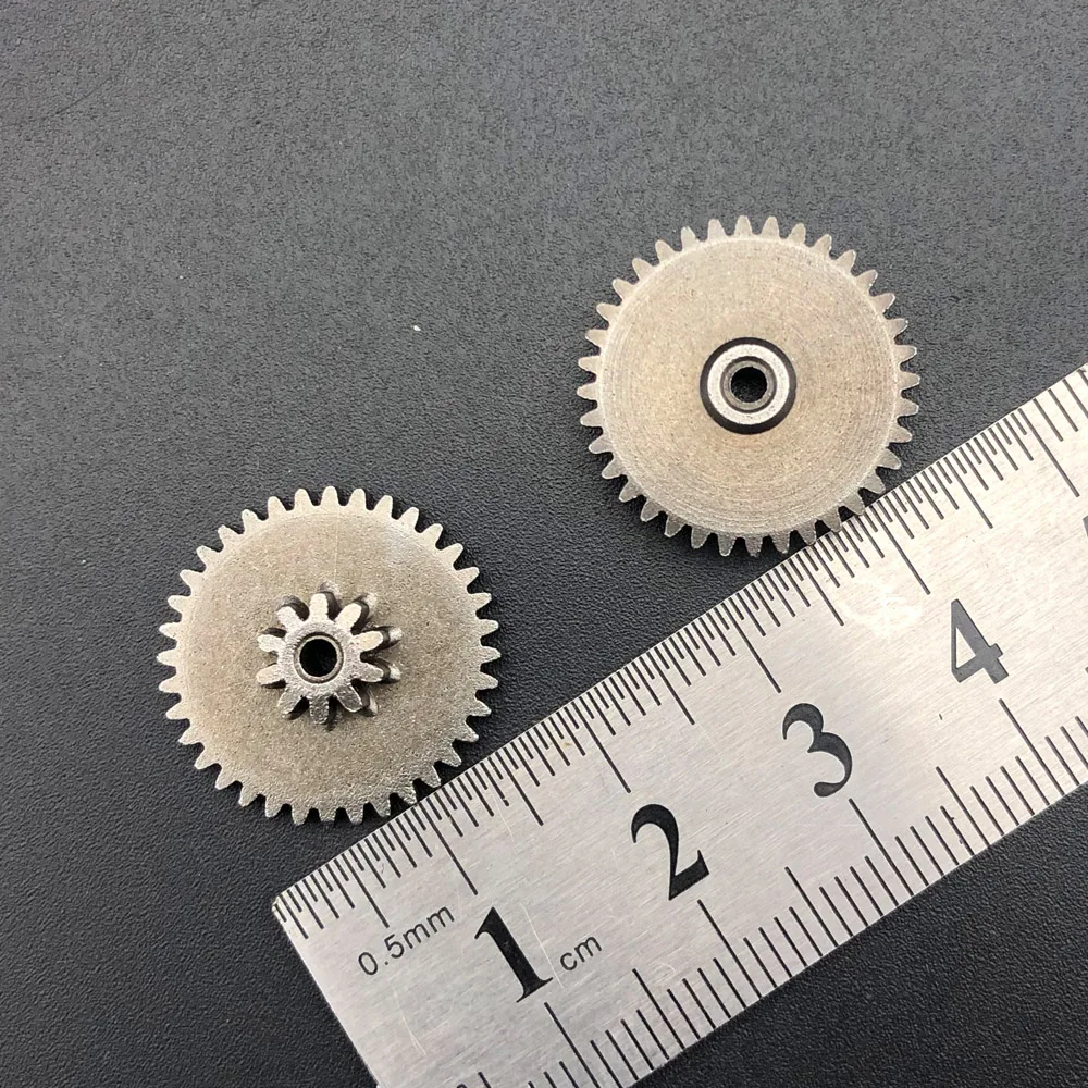 2Pcs Precision Iron Double Gear 10T/36T M0.6/M0.5 Φ2mm 3mm Hole - Tight/Loose Fit for DIY Robot Model Parts 36 Teeth + 10 Teeth