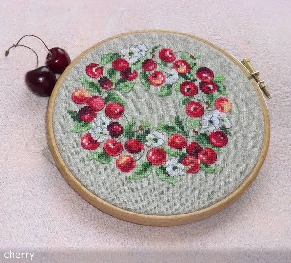 NN YIXIAO-Counted Cross Stitch Kit, RS Cotton with Cross Stitch Magazine, Cherry Wreath 23-23, Full Embroidery