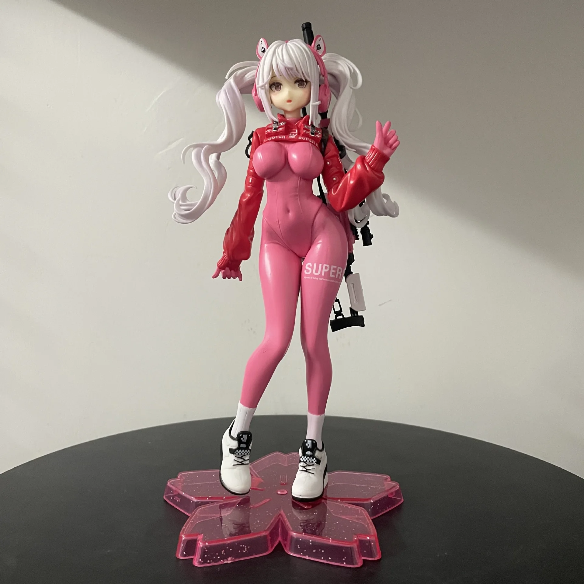 

Bandai New NIKKE Victory Muse Alice Nikki Double Ponytail Figure Anime Beautiful Girl Model Tabletop Ornament Gift