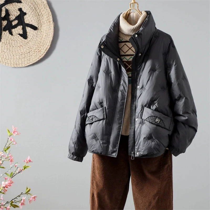 Schinteon 여성용 화이트 오리 다운 재킷 캐주얼 루즈 피트 스탠드 칼라 코트 자수 가을 겨울 따뜻한 빈티지 아웃웨어 2025