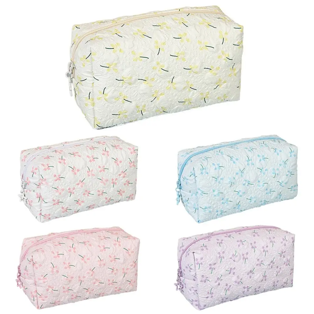 

Korean Style Floral Cosmetic Bag INS Soft Portable Makeup Bag Large Capacity Sweet Cosmetic Zipper Pouch Travel