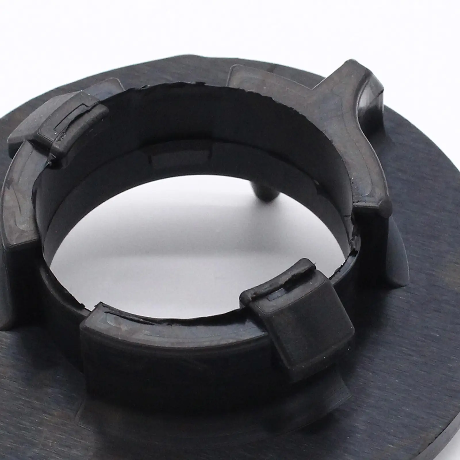 

High Strength Rear Upper Spring Pad Plastic Direct Fit Spring Isolator for Ford Fiesta Mk7 2017 Accessories
