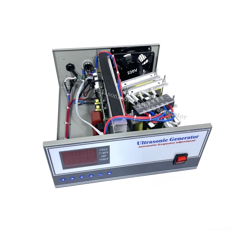 28Khz 300W Medical Parts Cleaning Machine Power Control Box Ultrasonic Oscillation Frequency Generator