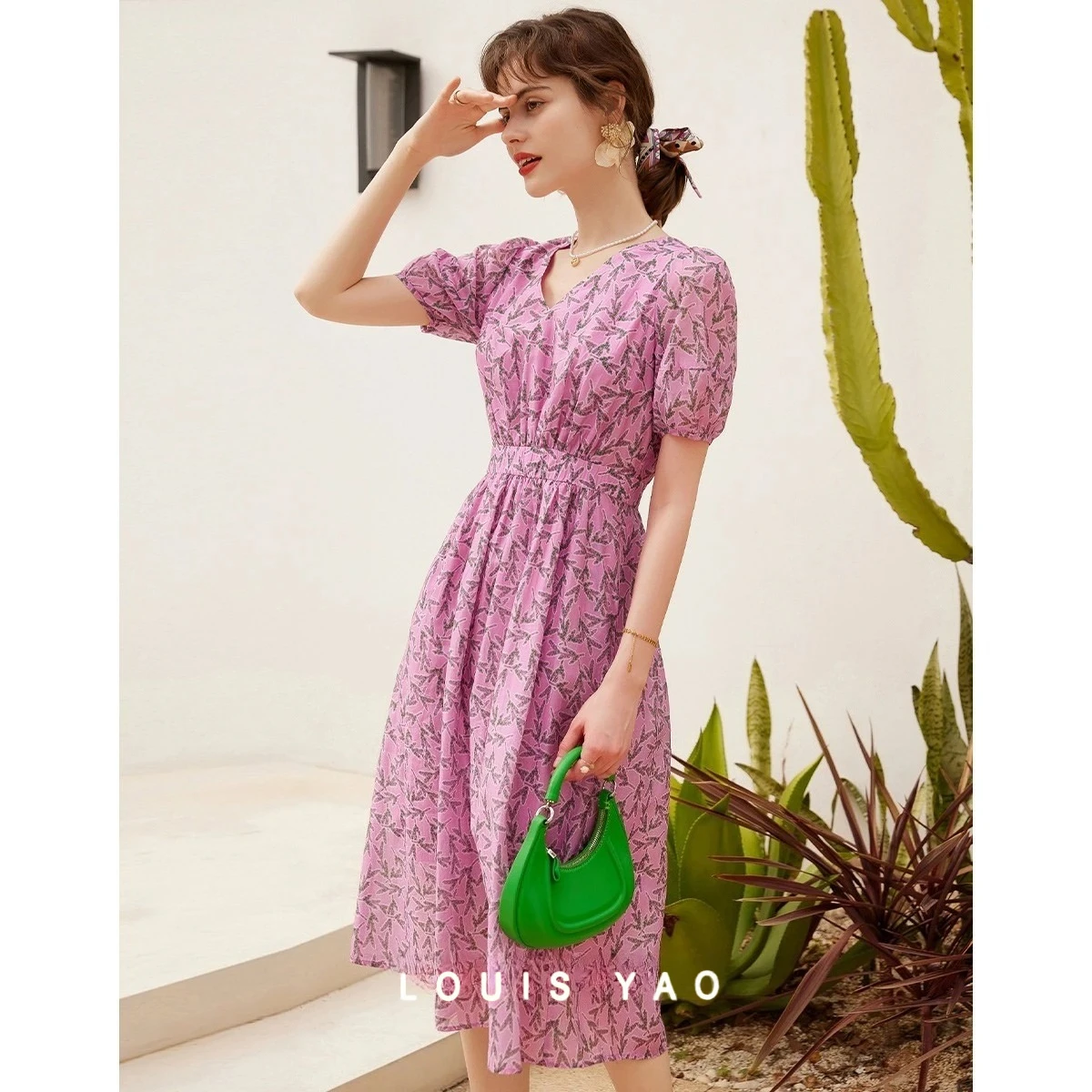 

LOUIS YAO Romantic Bubble Sleeve Floral Women's Dresses 2025 Summer New French V-Neck A-Line Large Swing Long Dress