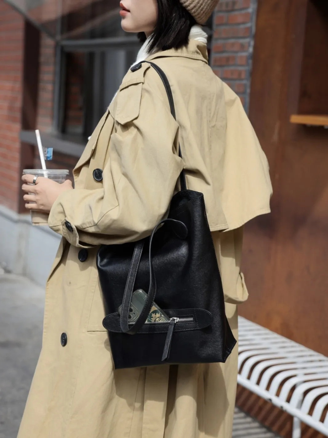 

Simple Design Leather Women Bag Fashion Head Layer Cowhide Large Capacity Shoulder Bag 2026 New Hundred Senior Sense Women's Bag