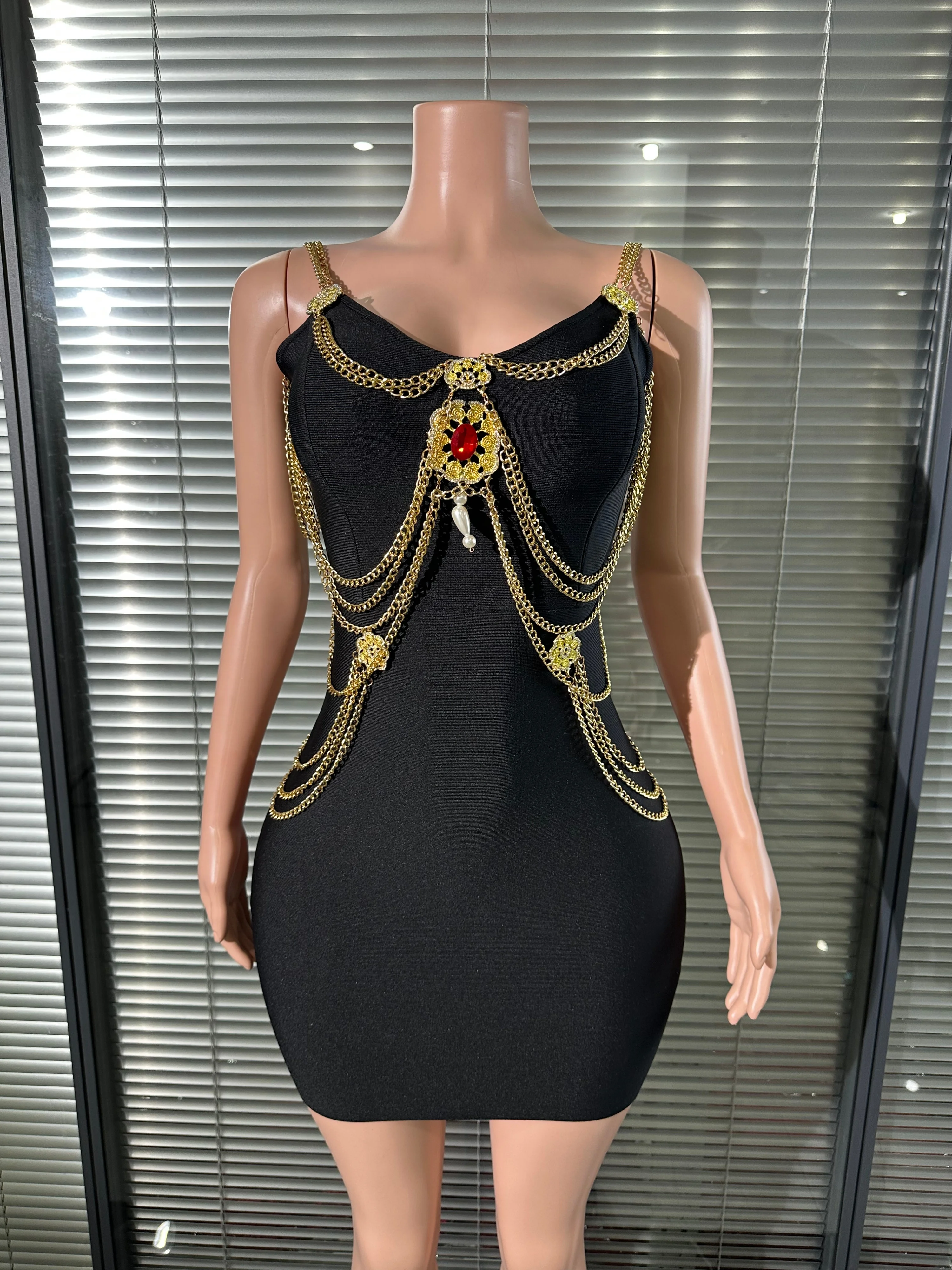 black mini dress with gold chain straps Elegant Embellished Women Sexy Spaghetti Strap Bodycon Outfit Party Nightclub Costume Full house at 31 Alice + Olivias playfully Size:EU 38.5/US 8 colorgroup_yellow_orange_blue
