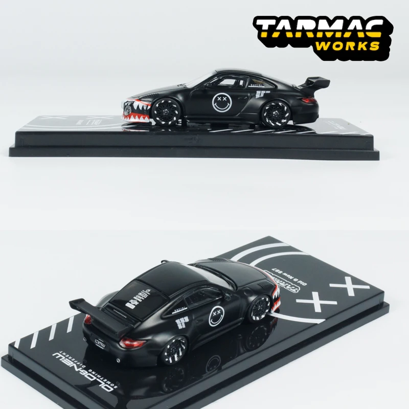 Tarmac Works 1:64 TW Old & New 997 Matte Black car model