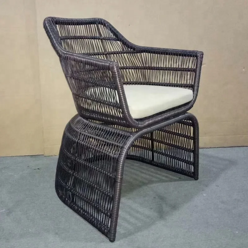 New Design Garden Patio Round Rattan Wicker Cafe Chair Swimming Pool Chair
