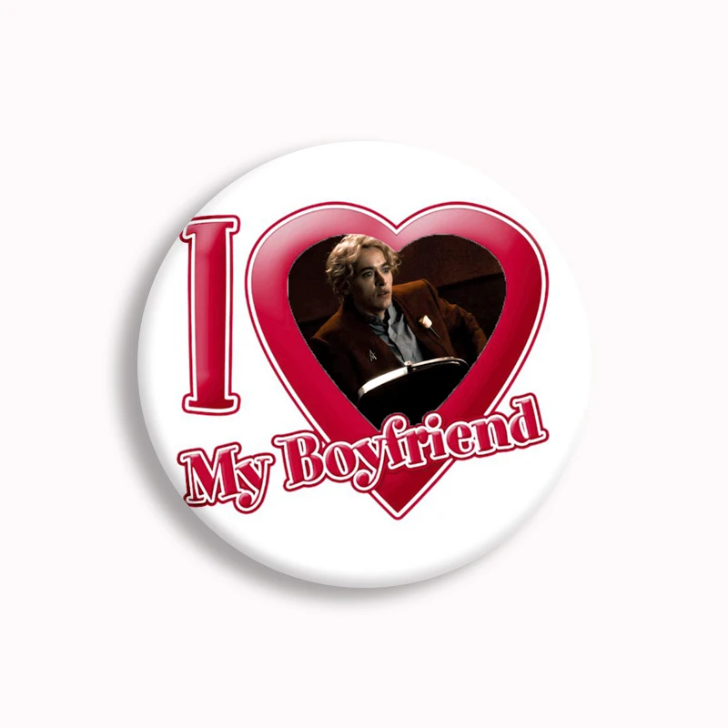 Coriolanus Snow Creative I love My Boyfriend Heart Button Pin Hunger Games Tom Blyth Brooch Badge Bag Decor Fans Collect 58mm