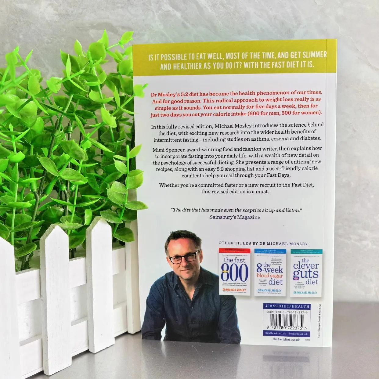 The Fast Diet Revised and Updated Michael Mosley English Paperback Book Weight Loss Intermittent Fasting Health