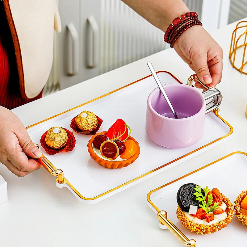 

Поднос для чая Гостиная Бытовой высококачественный прямоугольный поднос Чашка для воды Поднос для хранения чайной чашки Легкий роскошный пластиковый поднос для фруктовых закусок