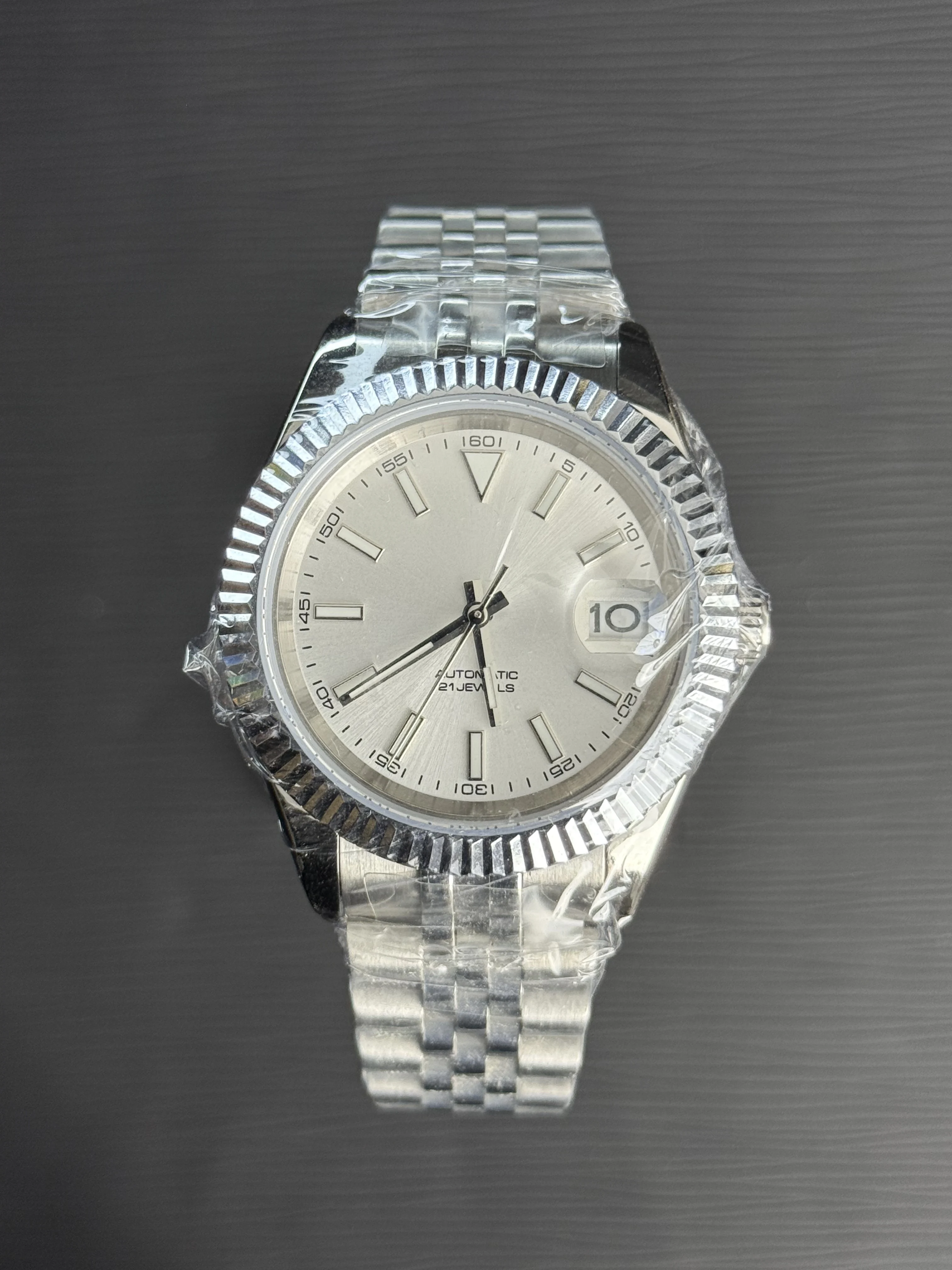 Luxury Lady's Dress Watch 39mm, Diamond-Accented Floral Bezel & Mother of Pearl Dial, Automatic Date Display with Sapphire Cryst