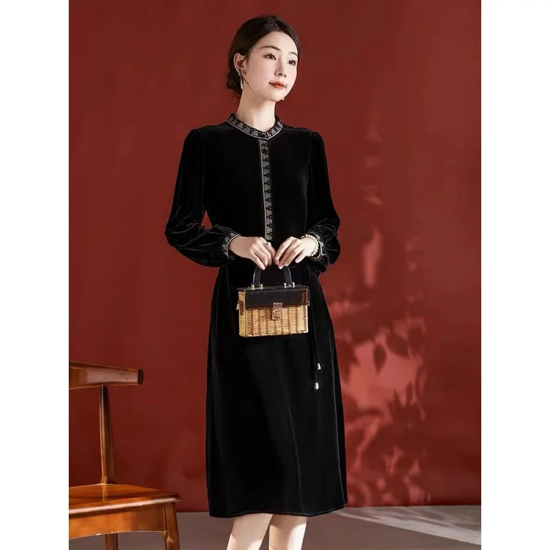 

French Elegant Silk Dress Women's Autumn Versatile Gold Velvet Pullover 2023 New Fashion Loose Tight Vacation Vestidos