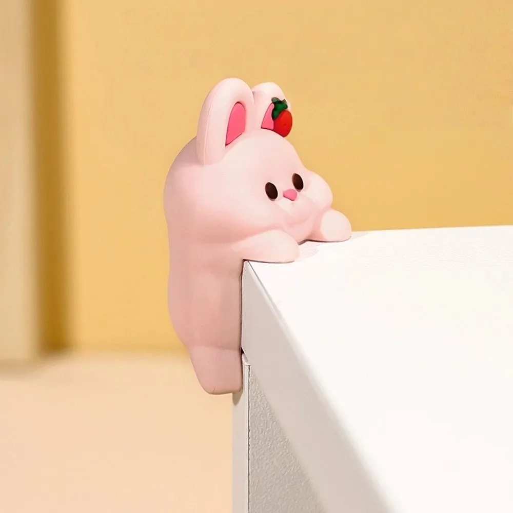 

2pcs Silicone Desk Corner Protectors Cartoon Animals Easy to Install Furniture Edge Cover Soft Anti-collision