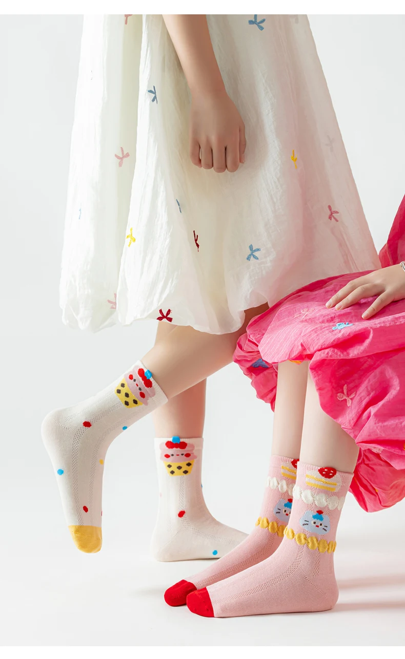 5 Paar Kinder Sommer Dünne Socken Nahtlos Blasenfrei Niedlicher Cartoon-Katzen-Kuchen-Druck Atmungsaktive Mesh-Baumwollsocken Wadenlange Socken für Mädchen 1 – Detail 12