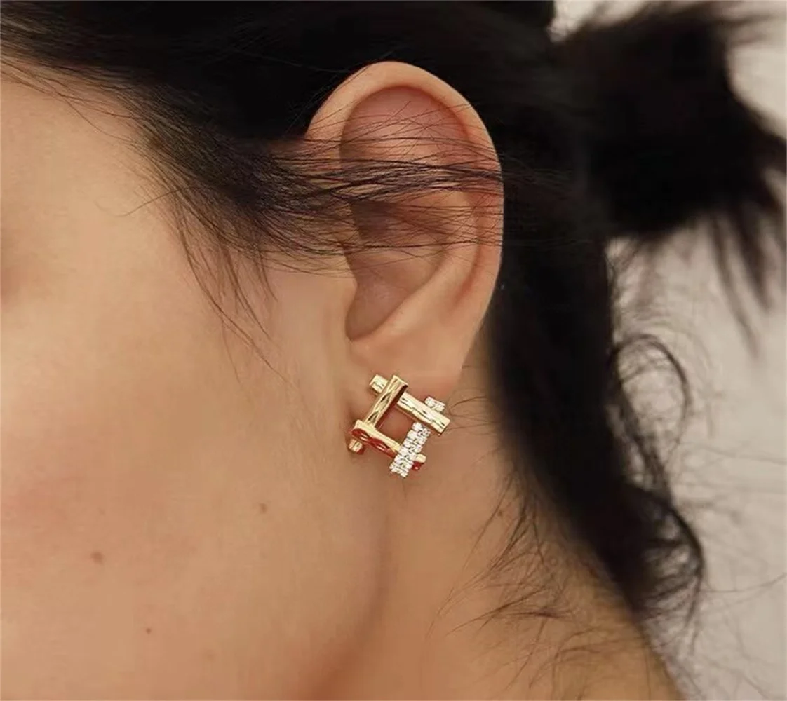 

Diamond Earrings 18K Solid Yellow Real Gold Jewelry (AU750) Women Geometric Rhombic Niche Design Exquisite Small Advanced Lady