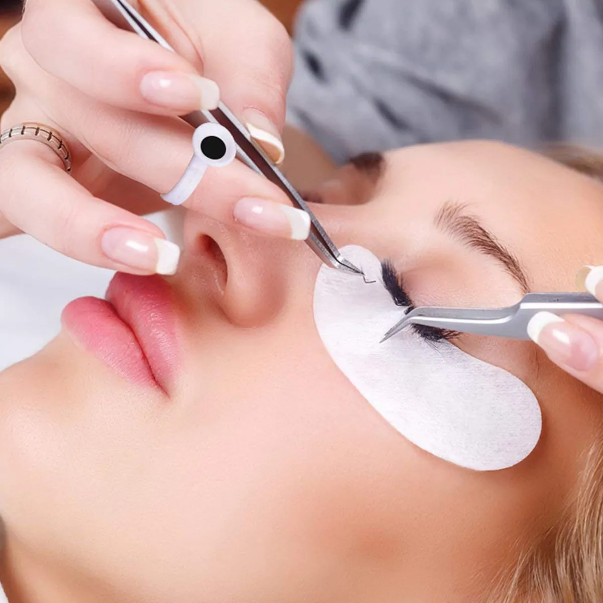 500Pcs Eyelash Makeup Rings Clear Disposable Ink Holders Tattoo Pigment Containers for Semi and Lash Extension