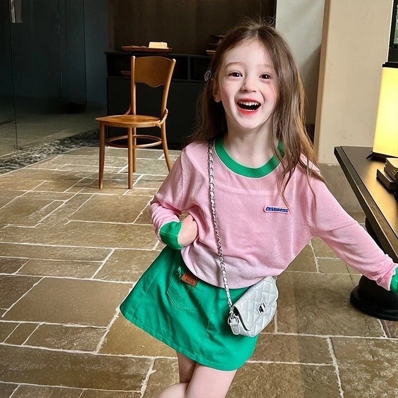 Children's Summer New Arrivals Macaron Color Lightweight Knit Top with Versatile Sun Protection Shirt and A-Line Skirt Set.
