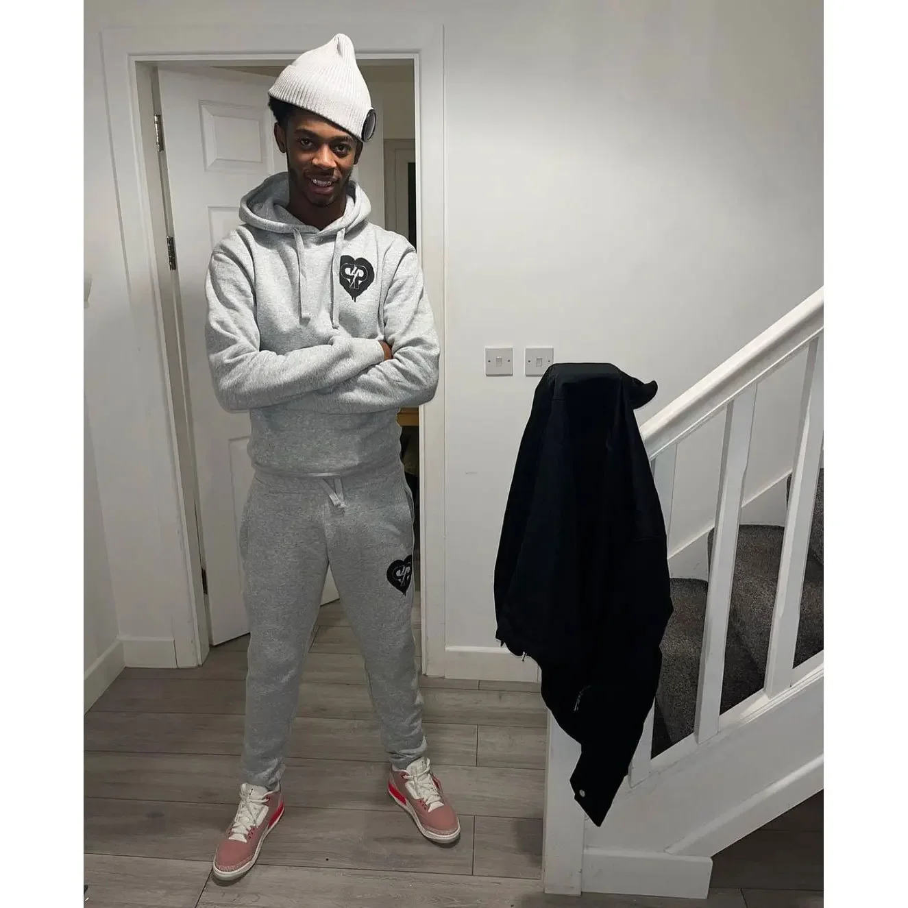 مجموعة جديدة لربيع وخريف 2024 مطبوعة بأحرف حب جديدة للرجال والنساء للأزواج مع قلنسوة #4