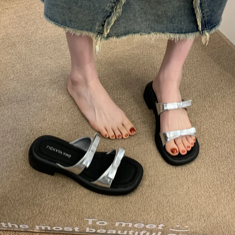 Shoes Woman 2024 Slippers Soft Shale Female Beach Pantofle Luxury Slides Platform Low Comfort Sabot New Designer Summer Rome PU