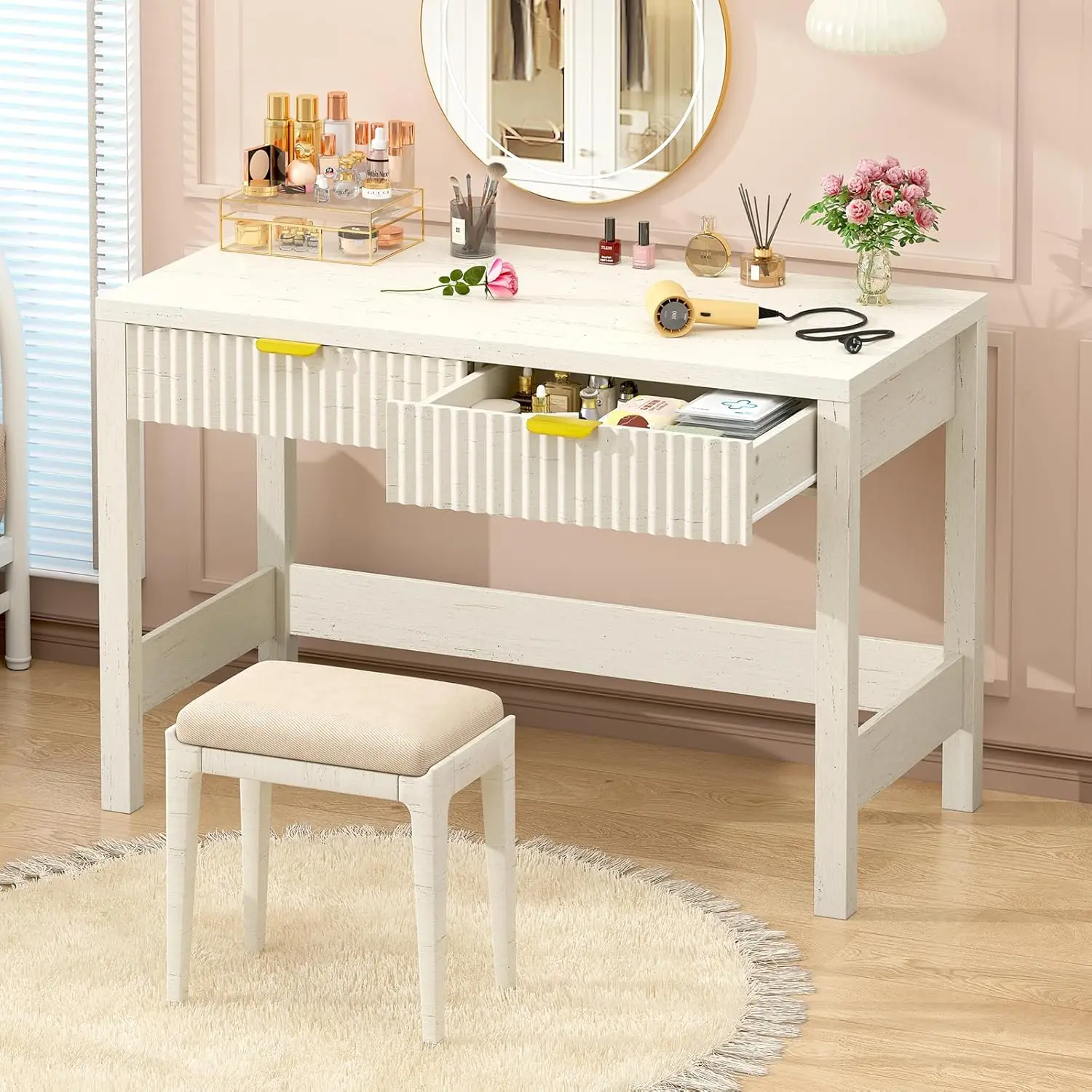 

Fluted Computer Desk with 2 Drawers, 39 Inch Small Computer Desk with Storage, Compact Writing Study Vanity Desk for Small Space