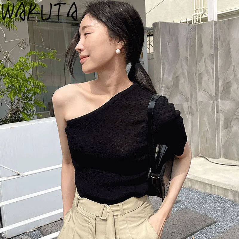 WAKUTA Skew Collar Slim magliette lavorate a maglia donna estate elegante Sexy Off spalla Solid Ladies maglioni top coreano 2024 Fashion