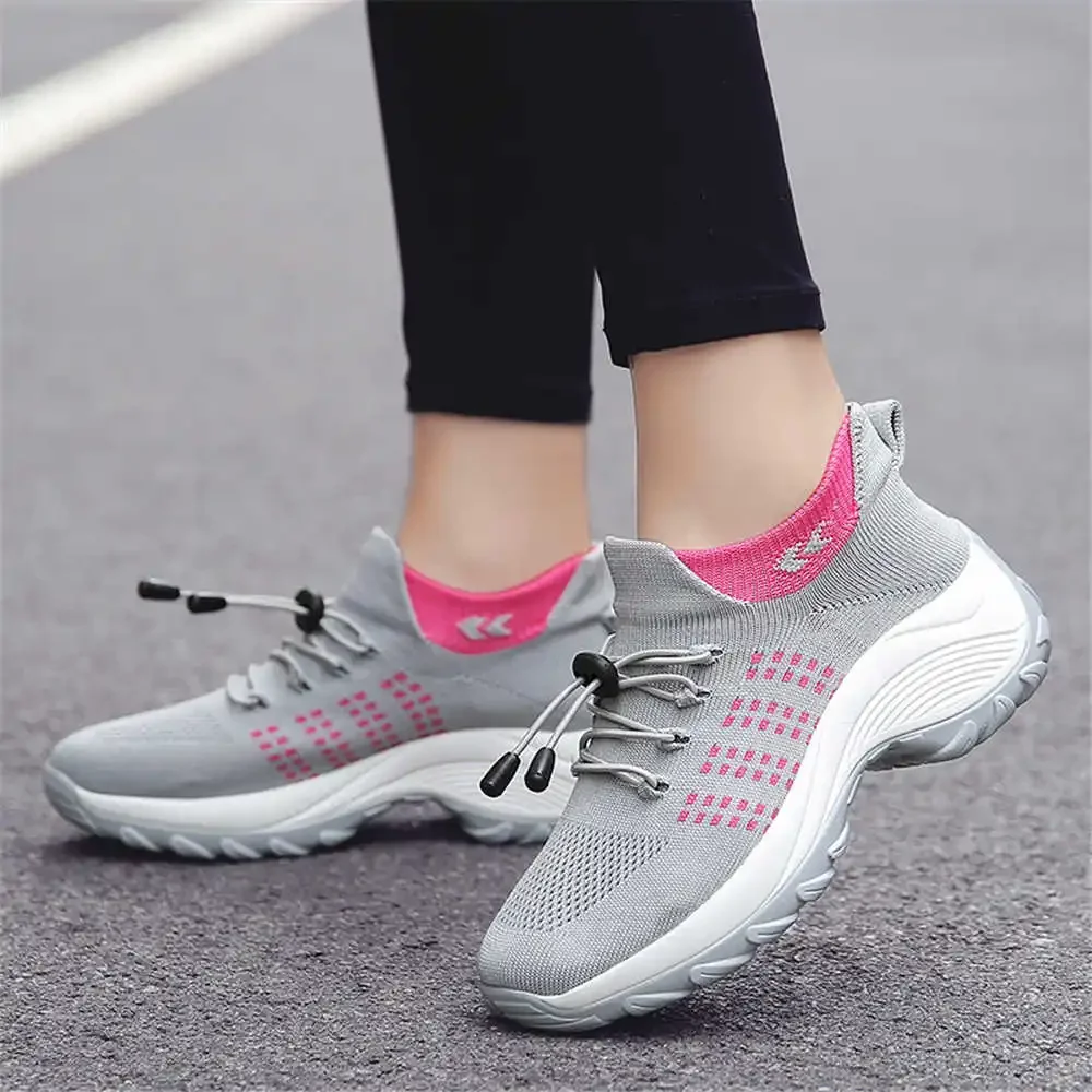 Tilting Red Wine Fuchsia Vulcanize Multicolored Woman Sneakers Ladies Walking Shoes Sports Baskettes Popular Choes New Fast