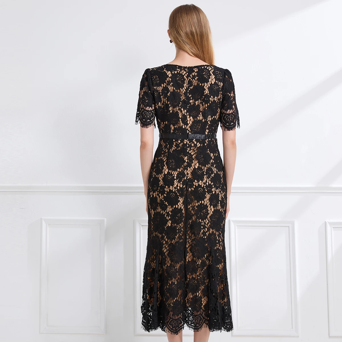 ZJYT المدرج موضة 2026 جديد الصيف حورية البحر فستان الدانتيل الجوف خارج الخامس الرقبة الأسود ميدي مثير فساتين الحفلات الرسمية Vestidos الإناث #5