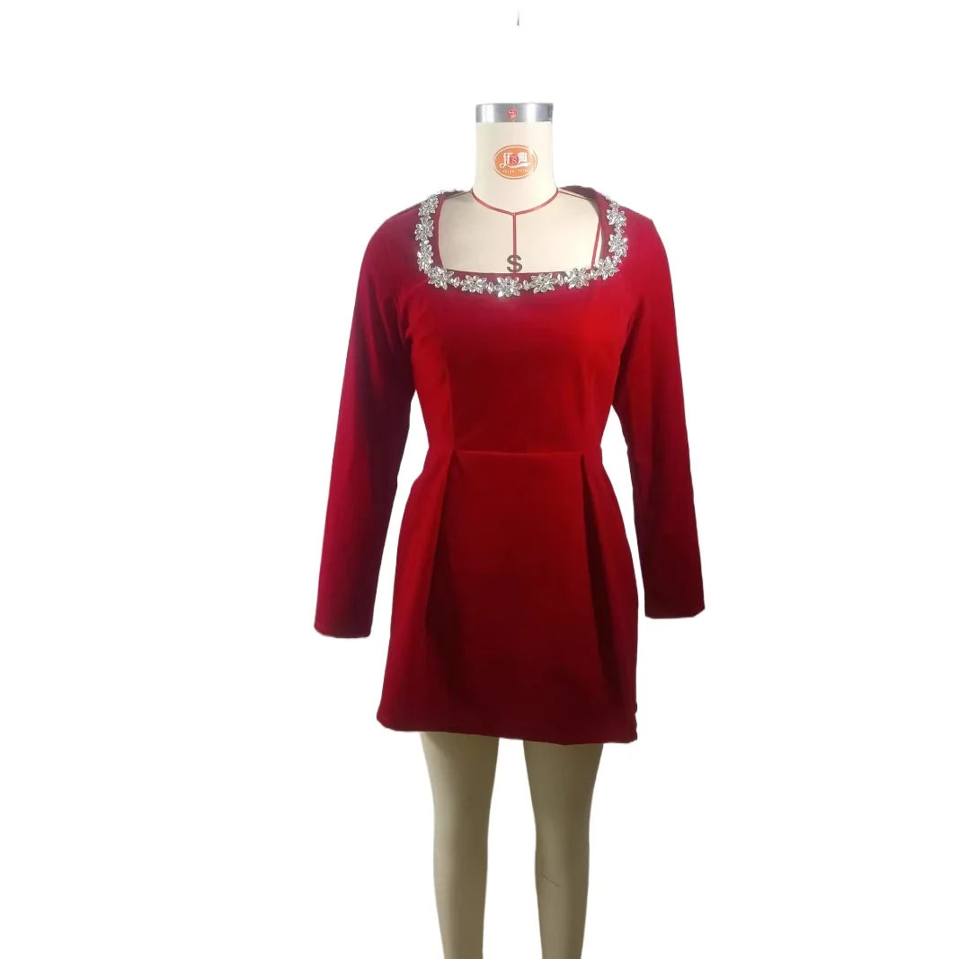 

Eelegant Square Neck Flowers Embellishment Short Dress With Long Sleeves