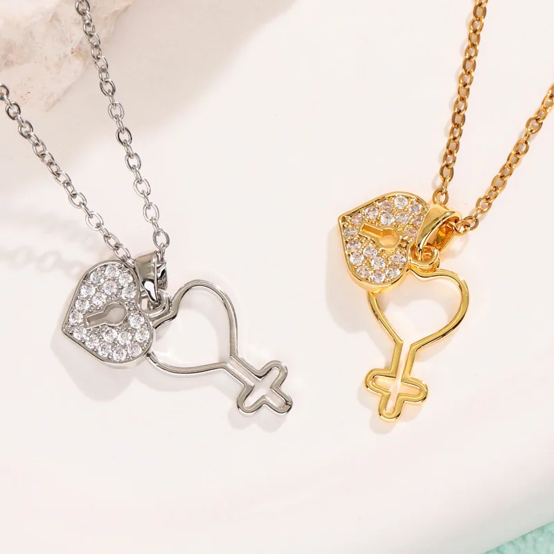 New Exquisite Love Zircon Pendant Necklace for Women's Personality, Simple, Three Dimensional, Dynamic and Versatile Jewelry