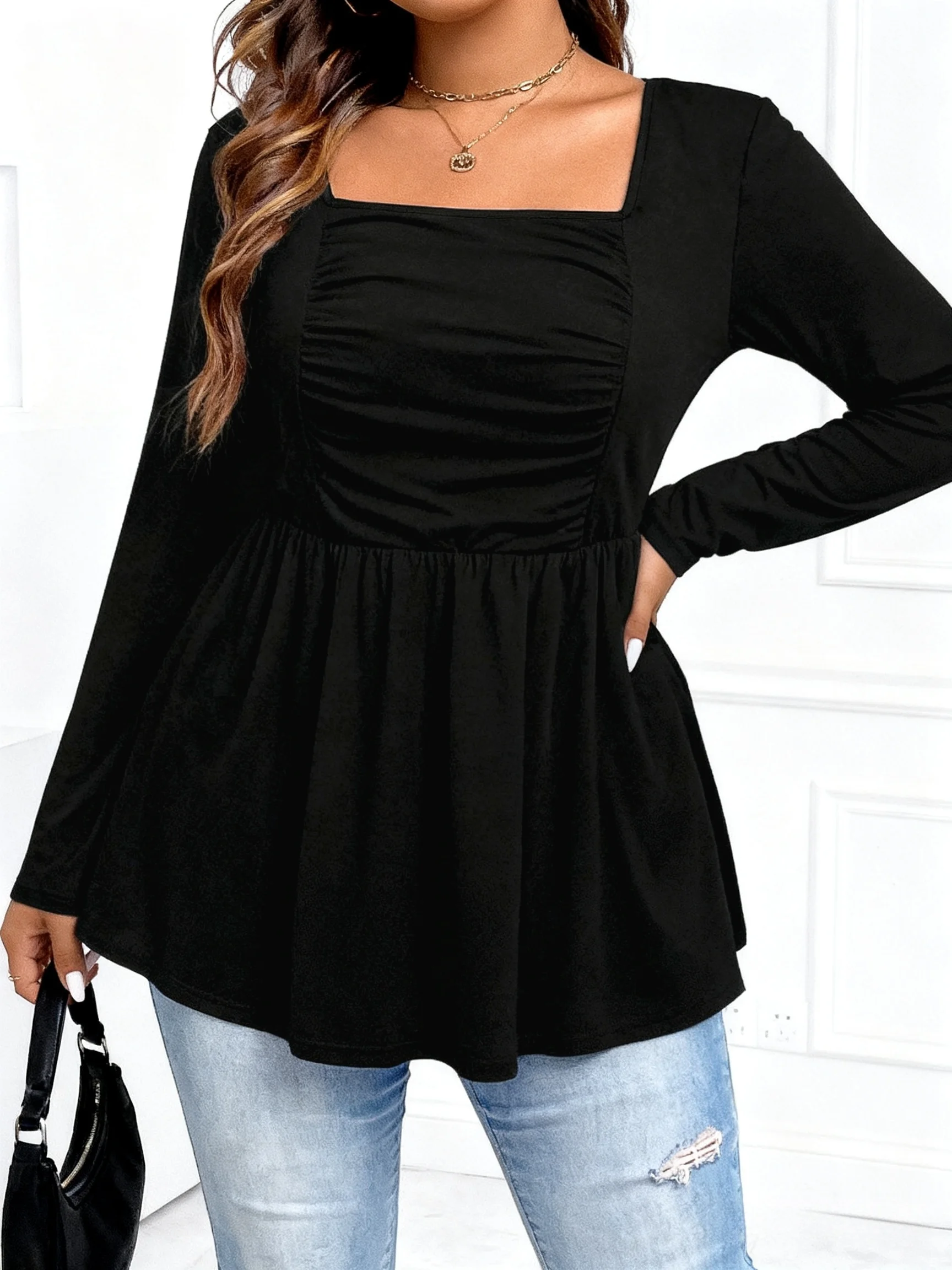 Elegantes Plus-Size-Oberteil für Damen mit eckigem Ausschnitt und langen Ärmeln für einen schicken Stil. – Detail 3