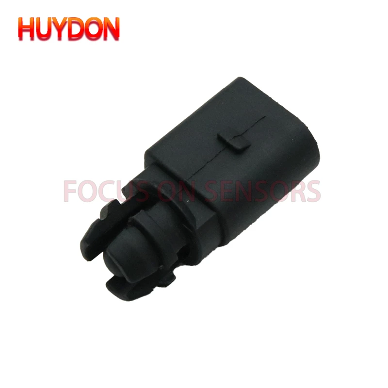 8Z0820535B Air Temperature Sensor For Audi Q4 Q7 Q8 RS3 Porsche 911 Cayenne Macan Sport Utility Panamera Taycan Volkswagen