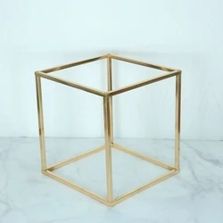 Shiny Gold Cube Wedding Stand, Decorative Frame, Square Road Lead, Iron Flower Stand, Cake Table Decoration