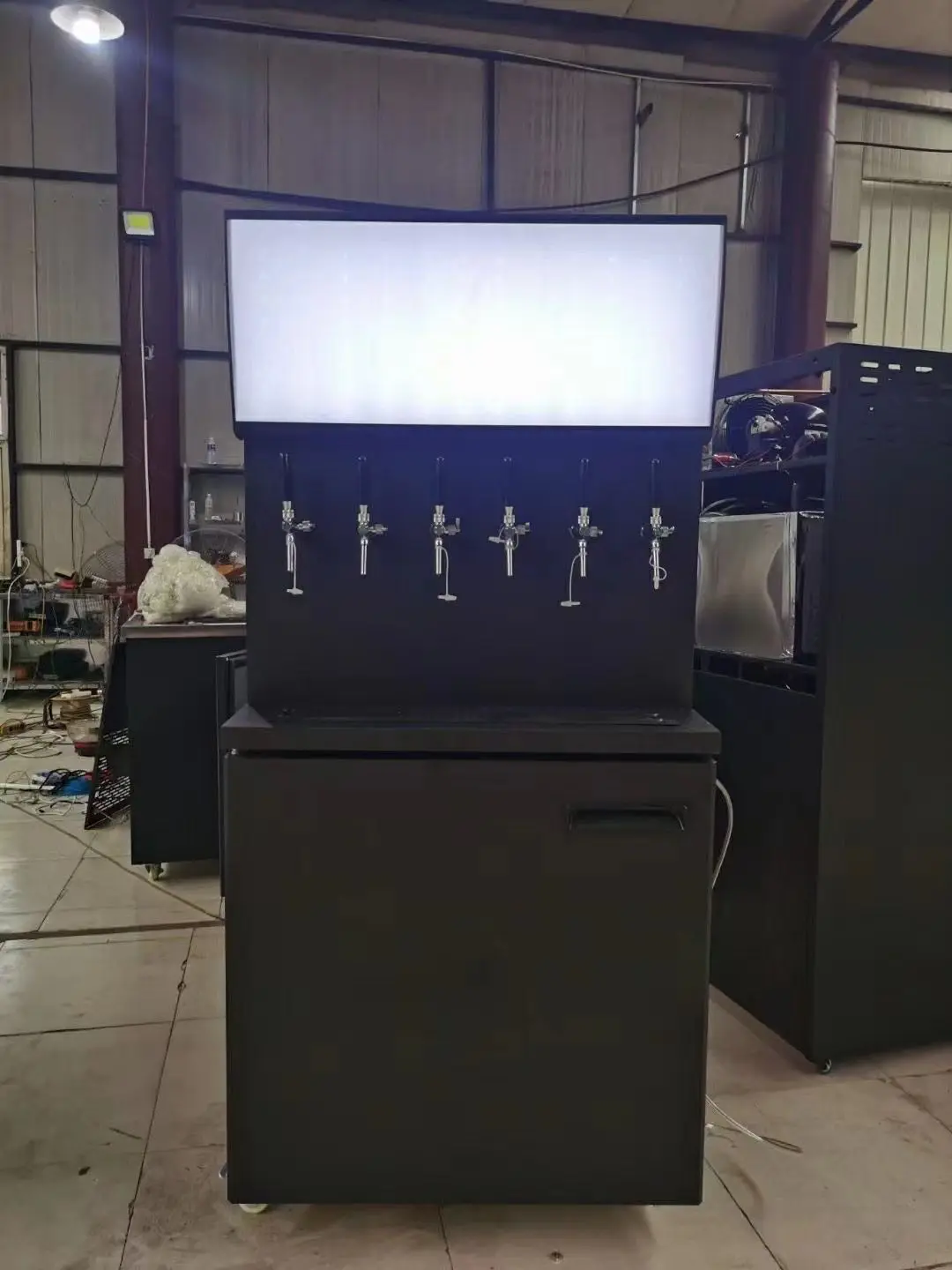 6-Direction vertical beer machine freezer wine vending machine