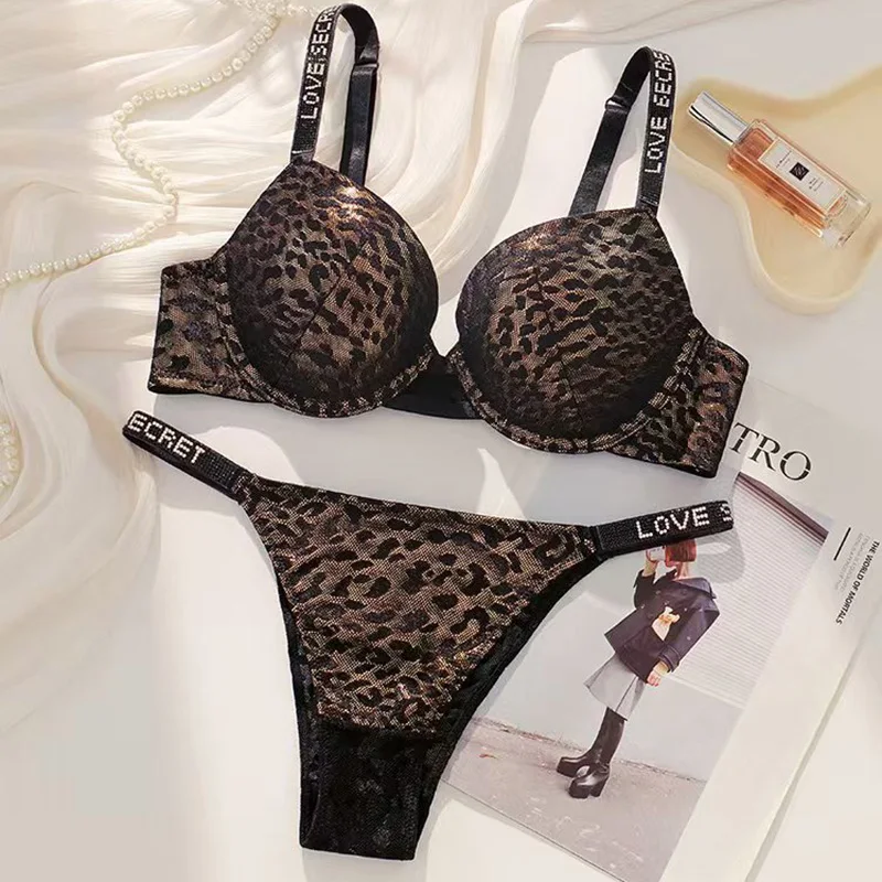 Victoria's Secret Leopard Rhinestone Sexy Bra Set Letter Women Bralette Girls Underwear Thong Gather Bras Lingerie Panty Sets