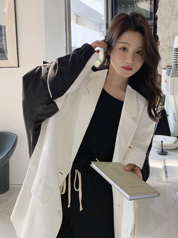 LANMREM Patchwork Color Block Blazer For Women Pockets Lapel Long Sleeve Loose Casual Coat Female Fashion 2024 Spring 2N859