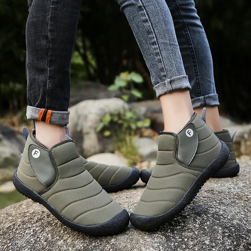 

Men's Snow Boots Slippers Cute Warm Plush Home Boots Comfortable Indoor and Outdoor Loafers Comfortable Mom Shoes 2025 New Model