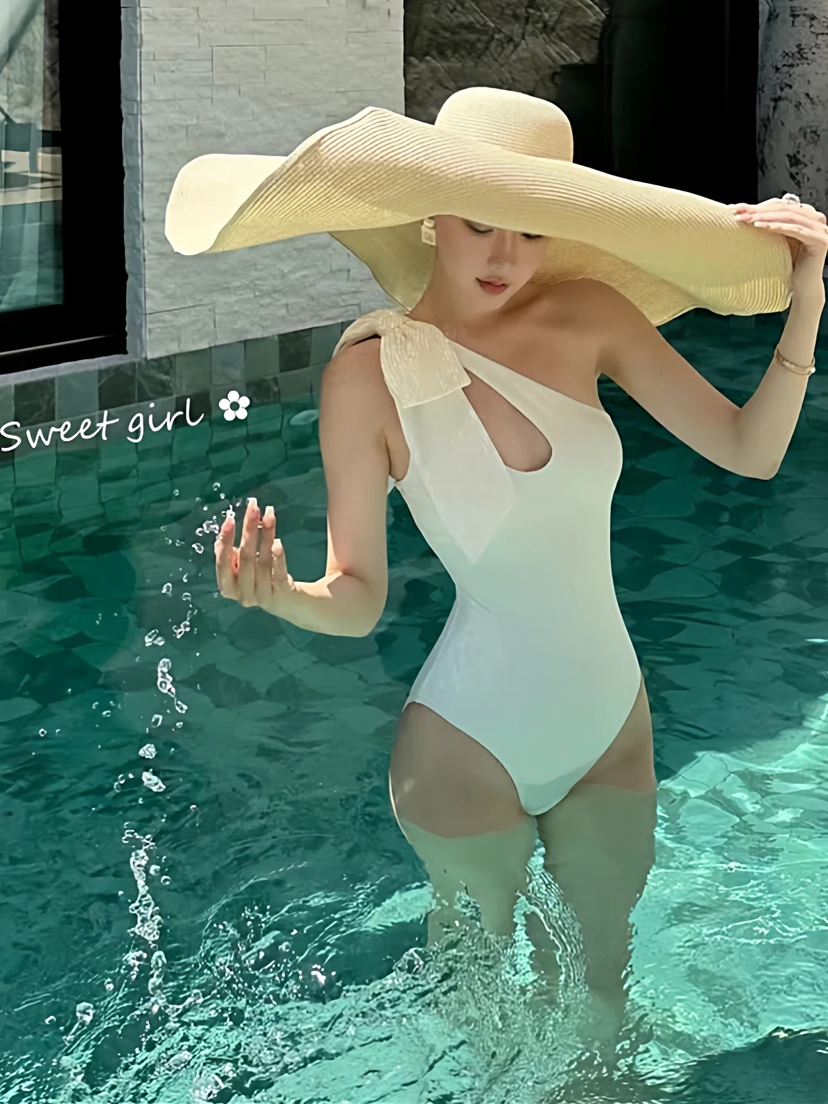 

Sexy Pure Desire White Single oulder One-Piece Swimsuit Women's Large Bowknot Slimming Hot Spring Vaion Swimwear