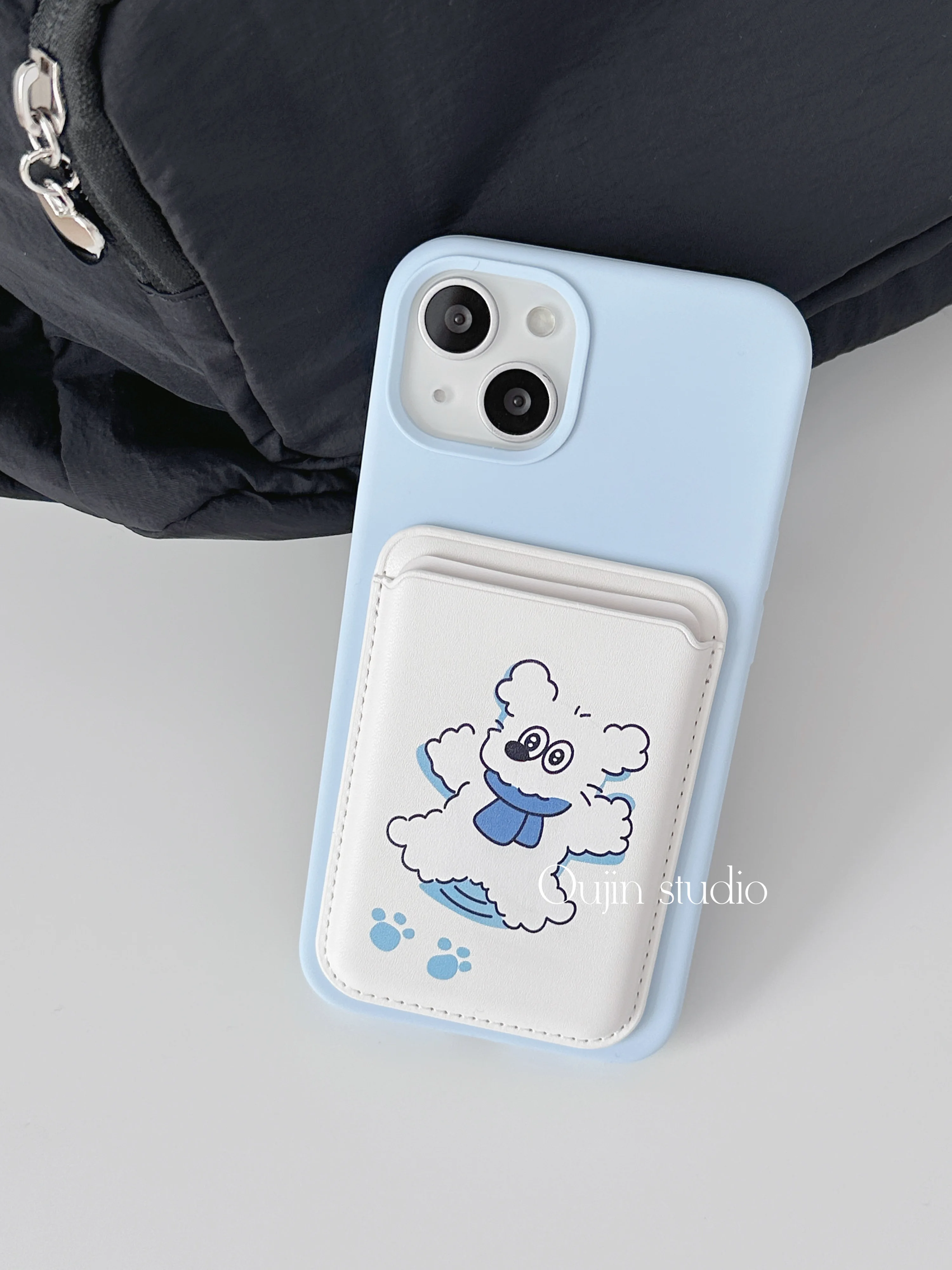 Korean ins cute cartoon niche baby blue liquid silicone snow dog magnetic card holder suitable for 16/13pro/14promax/15pro/12/14