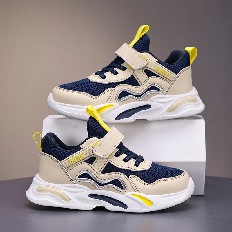 

A pair of children's four-season mesh sports shoes, breathable, comfortable, wear-resistant casual shoes, size 28-39，HCW-2740