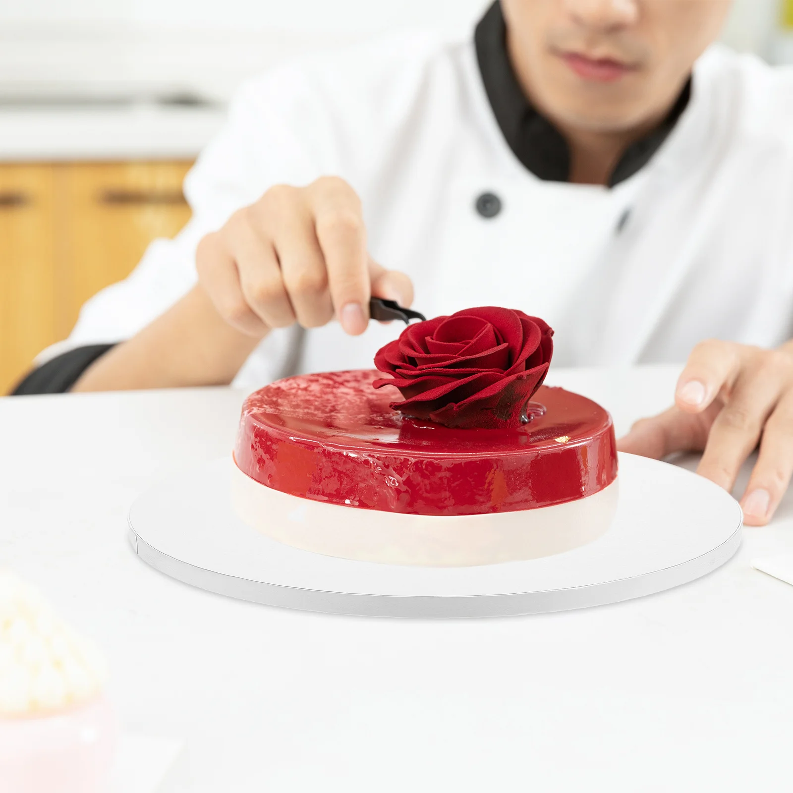 

4Pcs Round Cake Display Boards Sturdy Paperboard Cake Drums Party Dessert Serving Tray Coffee Table Board