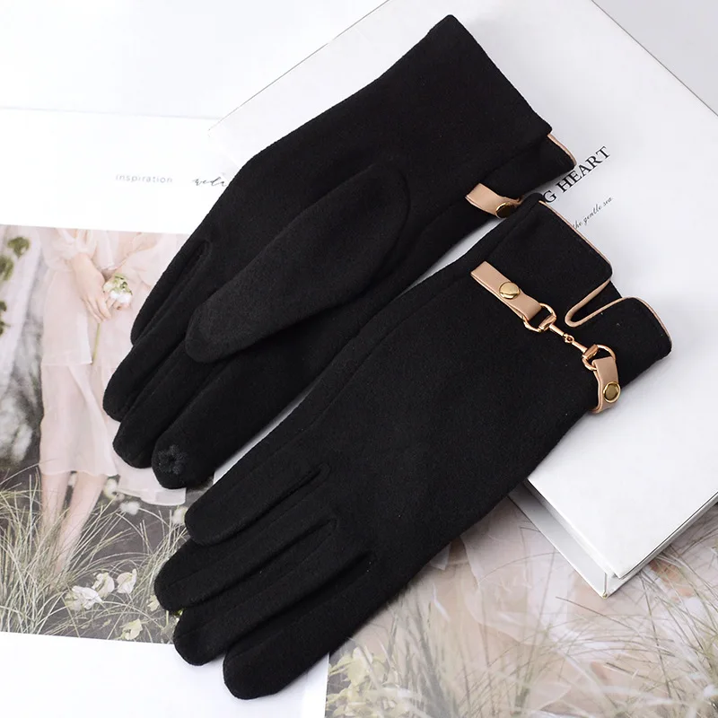 Fashionable Women Gloves for Cycling Women Winter Retro Touch Screen Gloves To Keep Warm While Driving Windproof and Coldproof