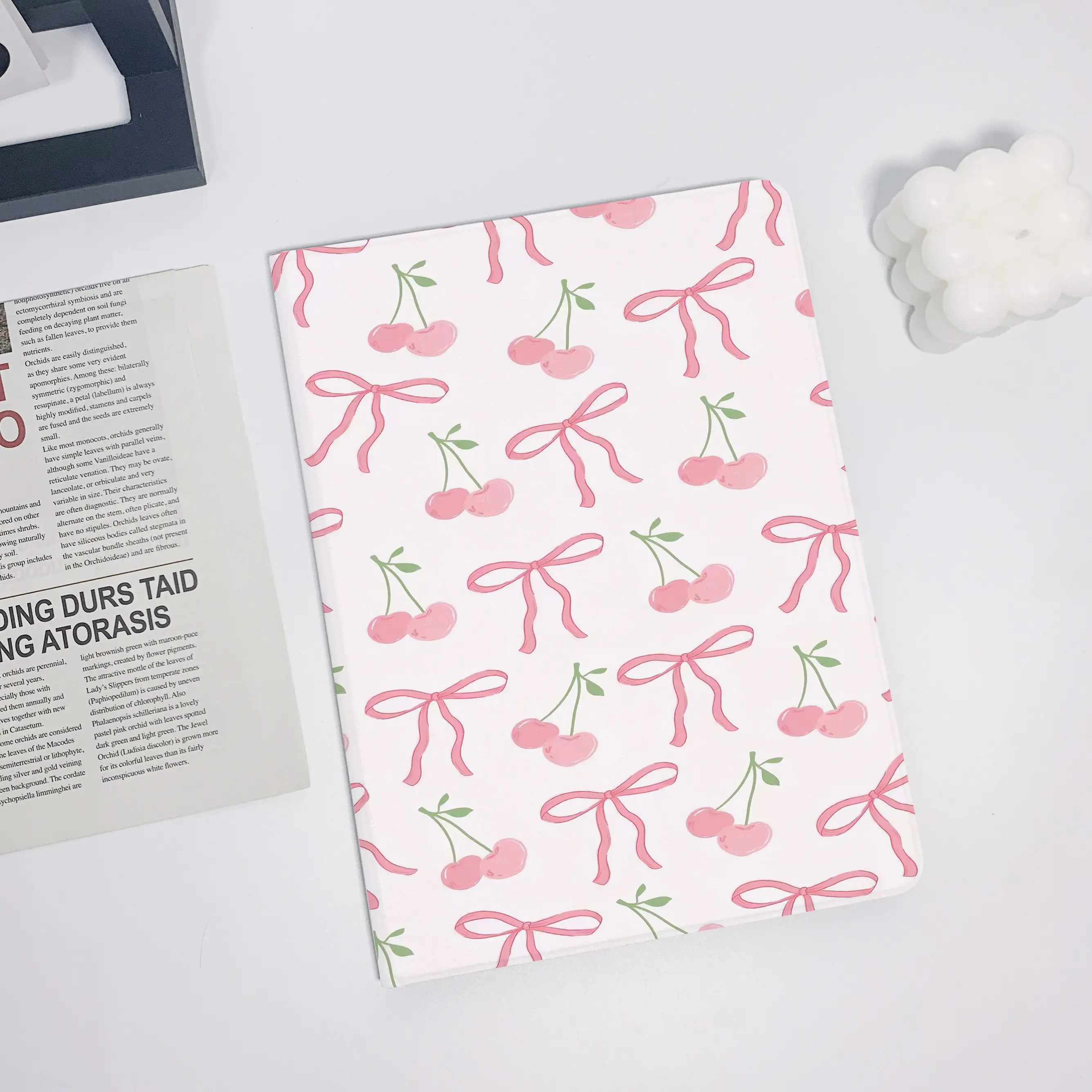 

Чехол для iPad Pink Cherry Bows для Apple iPad 9,7 дюйма 10,2 дюйма 10,5 дюйма 11 дюймов iPad Air 6 5 4 iPad Mini 7/6/5 iPad Pro 2022 2021 2020