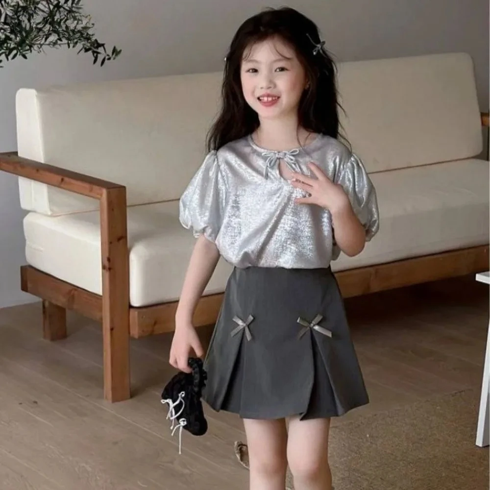 3-7 Years Old Fashionable and Sweet Summer Toddler Girl Clothes Silver Short Sleeved Top + Gray Bow Skirt Sets for Children